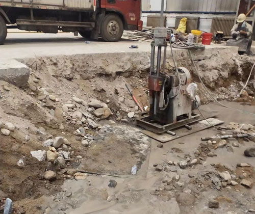 花垣公路下沉压浆